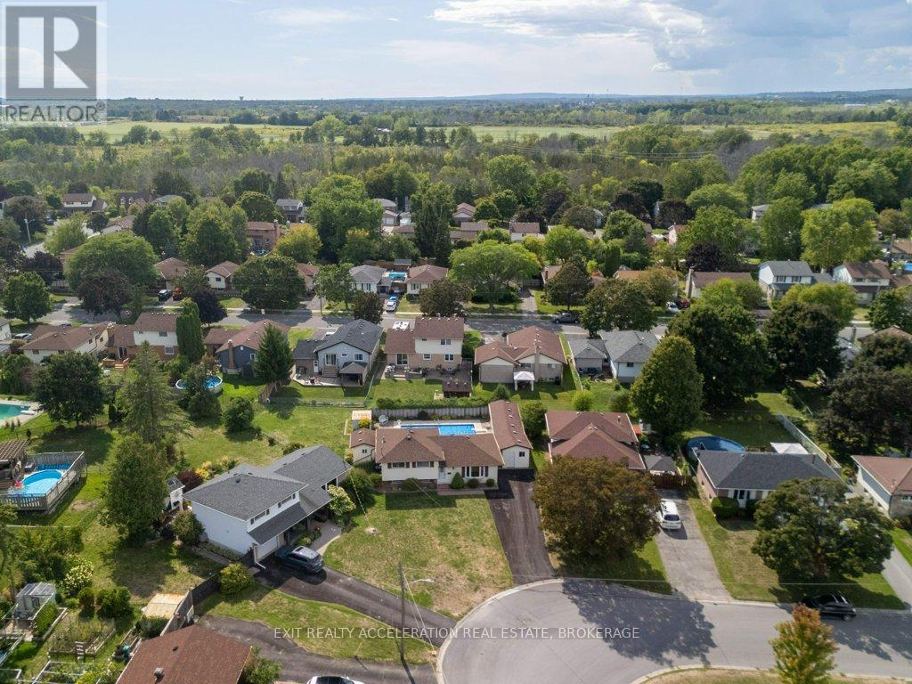 38 Thorncliffe Drive, Belleville (Belleville Ward), ON - Outdoor With View