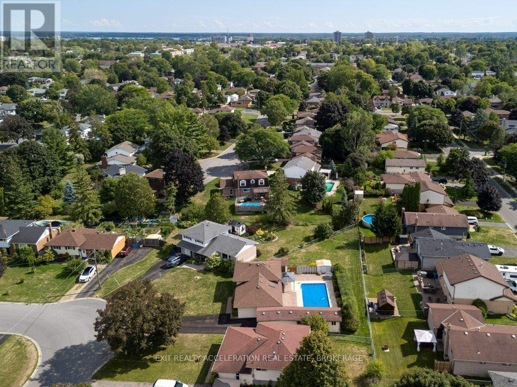 38 Thorncliffe Drive, Belleville (Belleville Ward), ON - Outdoor With View
