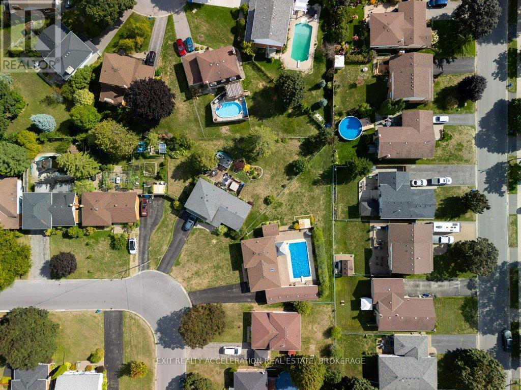 38 Thorncliffe Drive, Belleville (Belleville Ward), ON - Outdoor With View