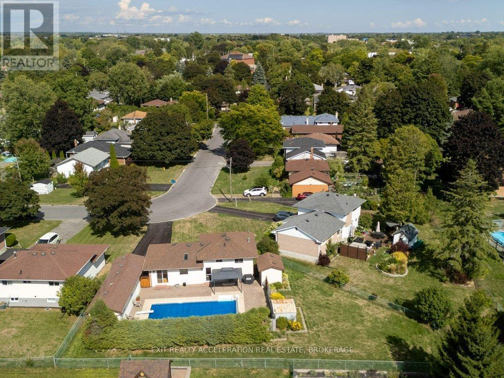 38 Thorncliffe Drive, Belleville (Belleville Ward), ON - Outdoor With View