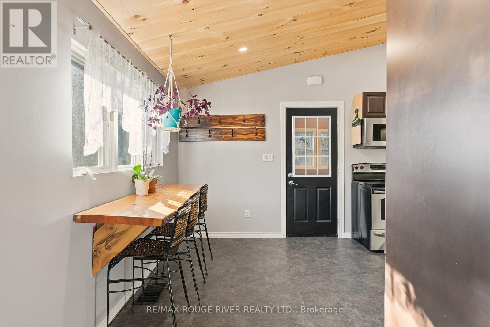 474 Wardell Street, Tay (Port Mcnicoll), ON - Indoor