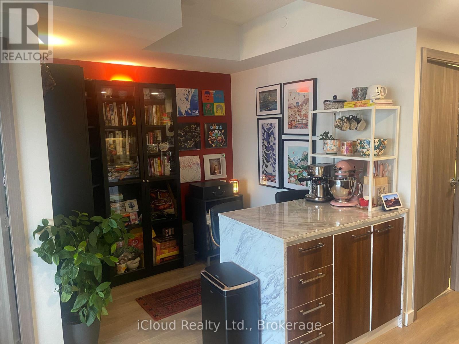 2502 - 38 Widmer Street, Toronto, ON - Indoor