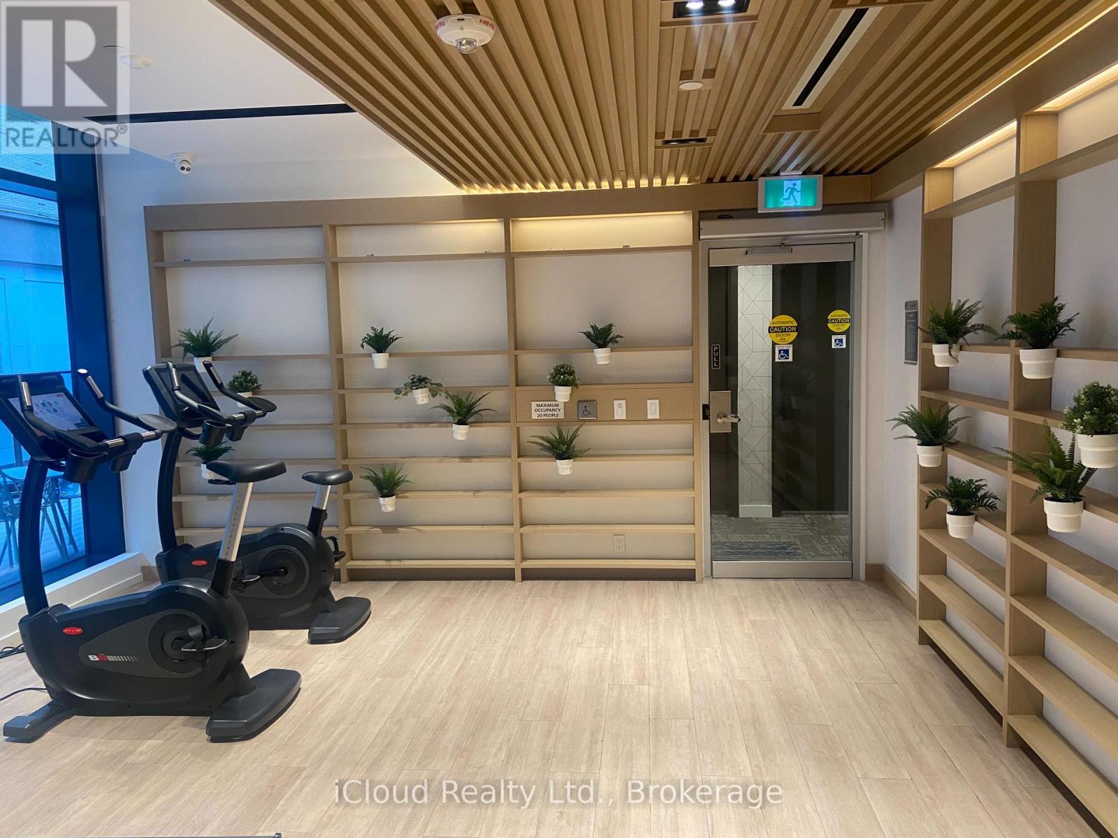 2502 - 38 Widmer Street, Toronto, ON - Indoor Photo Showing Gym Room