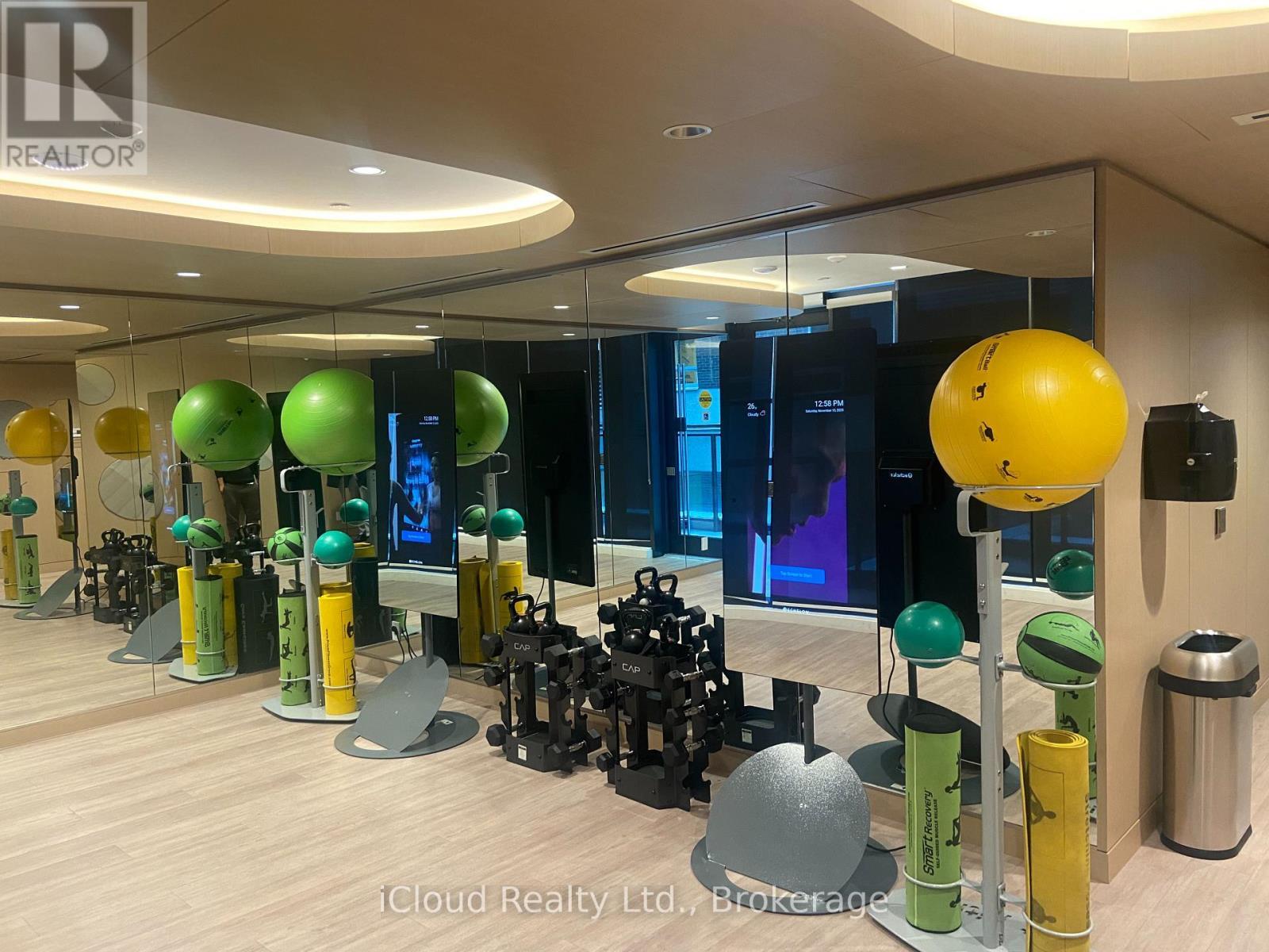 2502 - 38 Widmer Street, Toronto, ON - Indoor Photo Showing Other Room