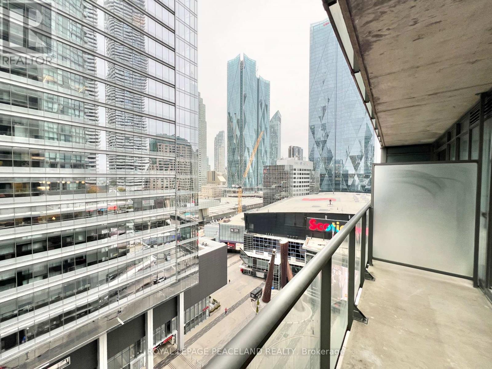 1206 - 65 Bremner Boulevard, Toronto, ON - Outdoor