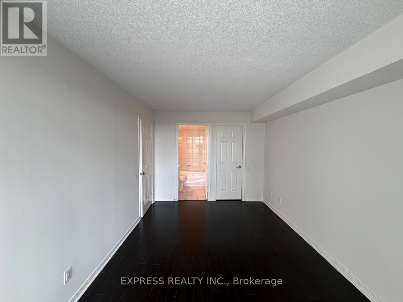 1701 - 8 Hillcrest Avenue, Toronto, ON - Indoor Photo Showing Other Room