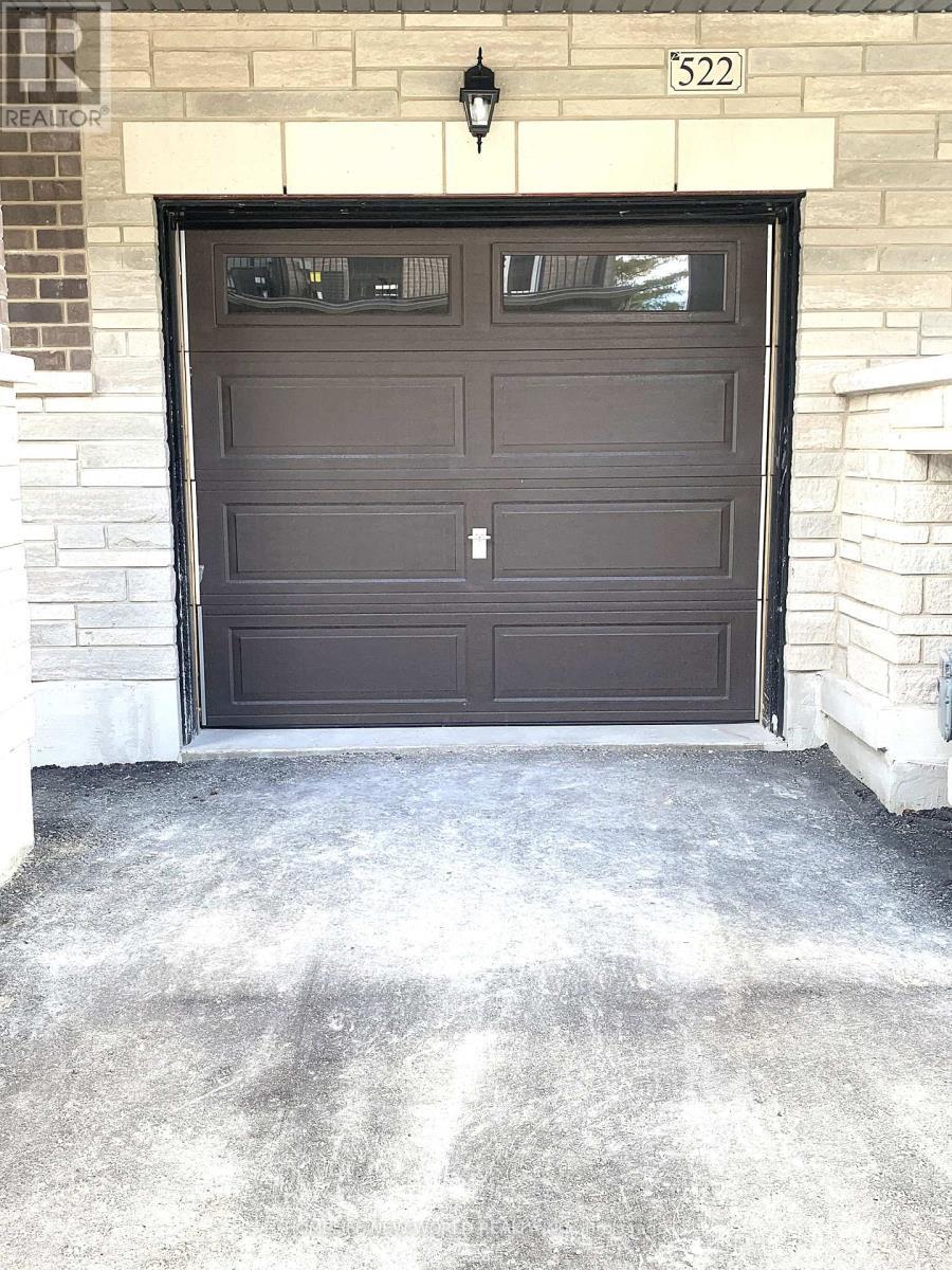 522 Danks Ridge Drive, Ajax, ON - Photo Showing Garage