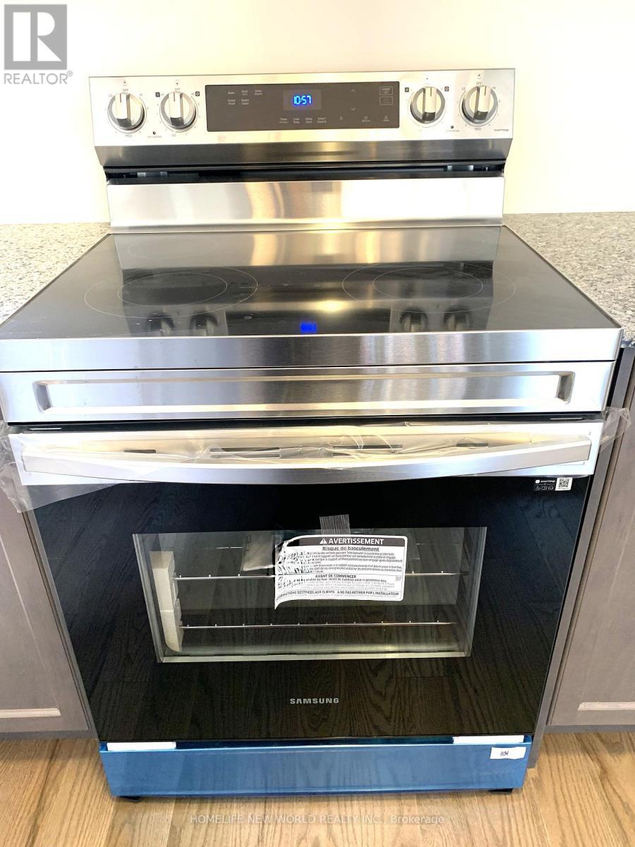 522 Danks Ridge Drive, Ajax, ON - Indoor Photo Showing Kitchen