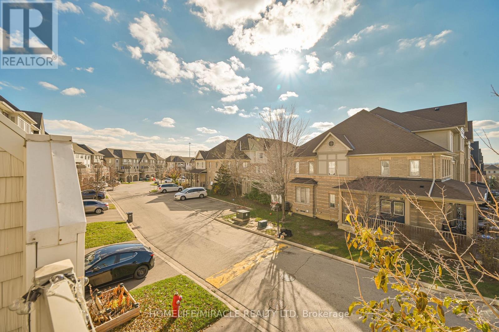 102 Cedar Lake Crescent, Brampton, ON - Outdoor