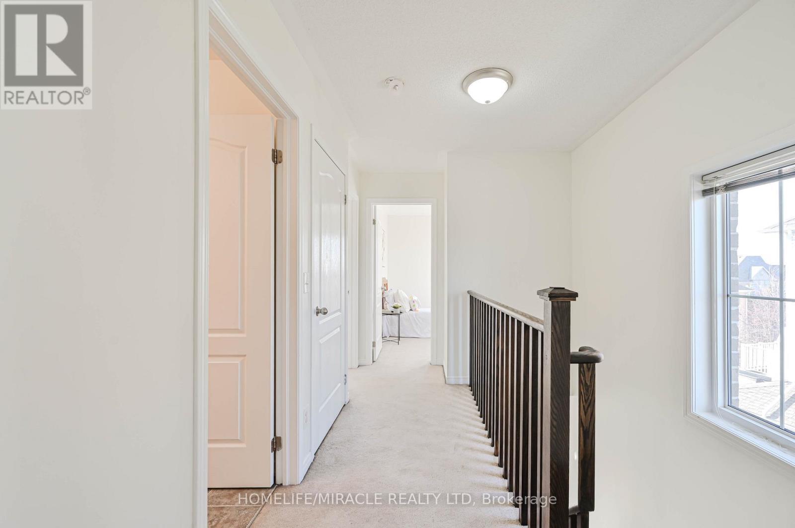 102 Cedar Lake Crescent, Brampton, ON - Indoor Photo Showing Other Room