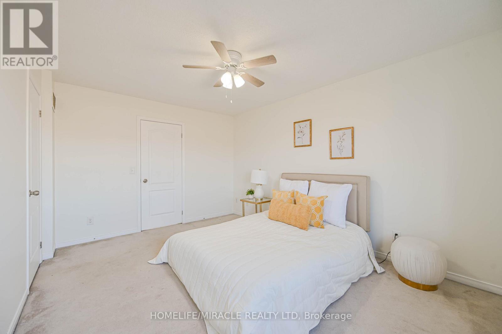 102 Cedar Lake Crescent, Brampton, ON - Indoor Photo Showing Bedroom