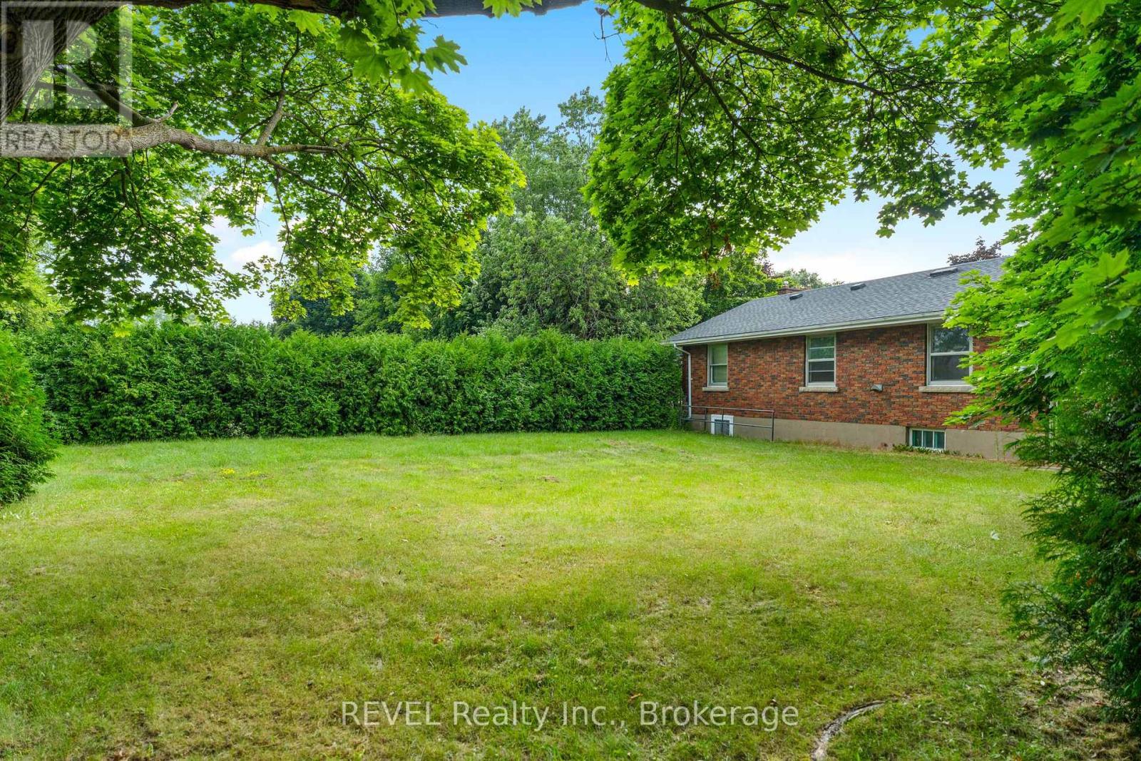 1544 Four Mile Creek Road, Niagara-On-The-Lake (Virgil), ON - Outdoor