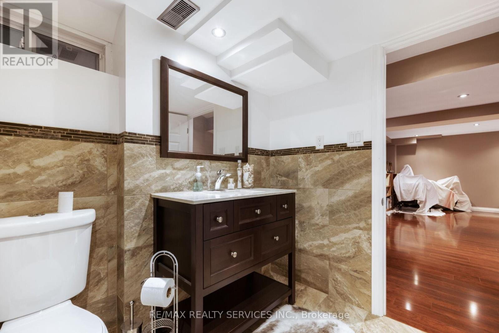 56 Pappain Crescent, Brampton, ON - Indoor Photo Showing Bathroom