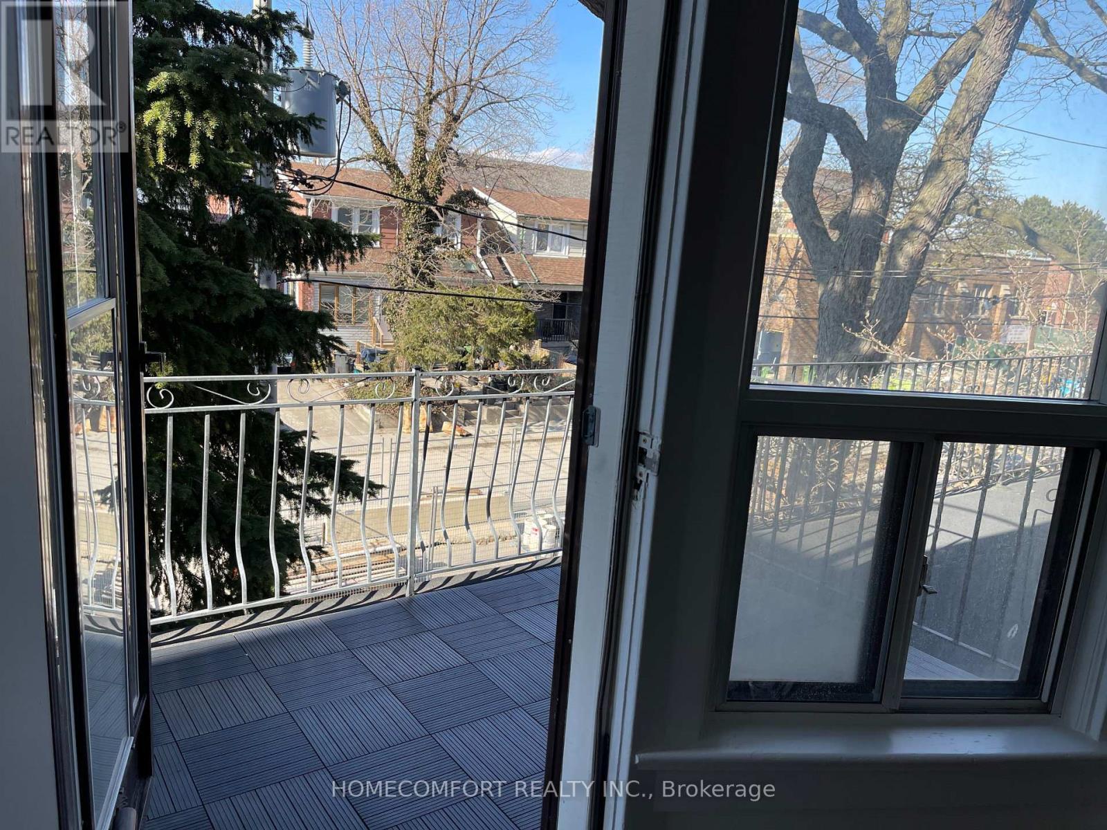 Upper - 33 Strathmore Boulevard, Toronto, ON - Outdoor