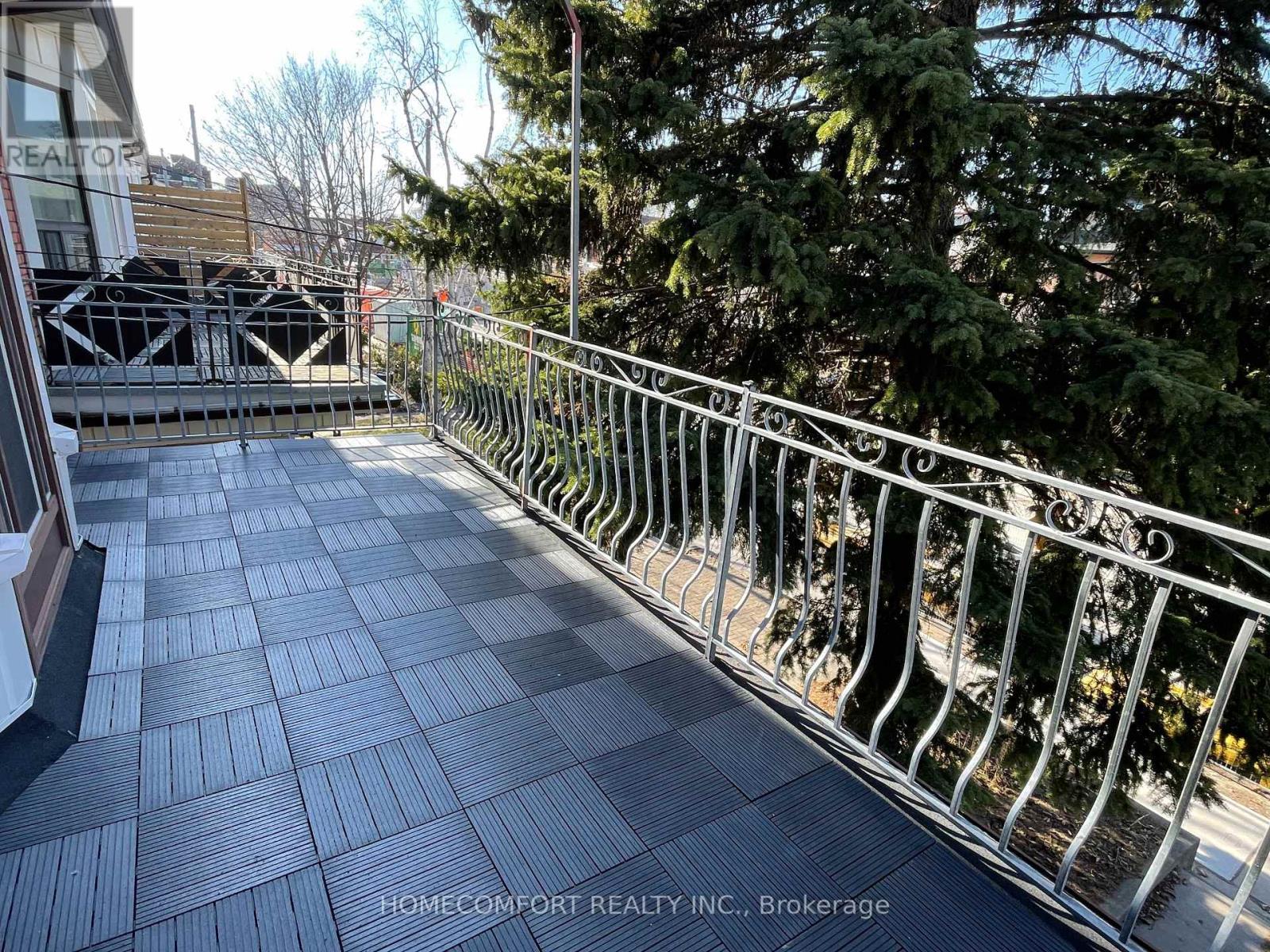 Upper - 33 Strathmore Boulevard, Toronto, ON - Outdoor