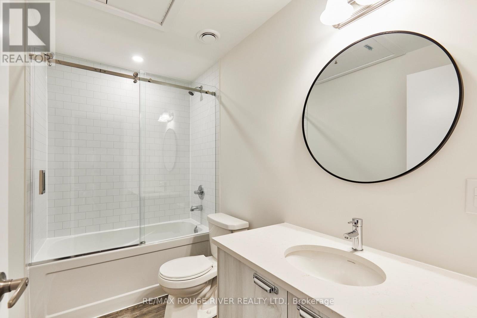 82 Ziibi Way, Clarington, ON - Indoor Photo Showing Bathroom