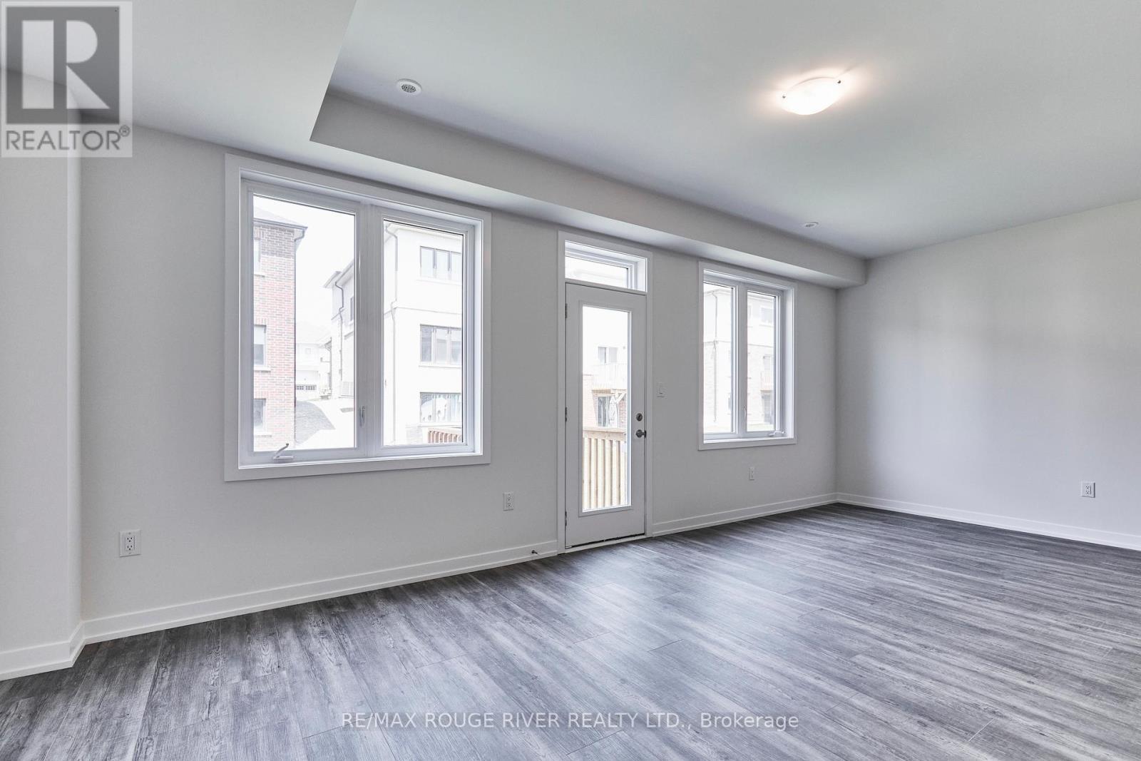 82 Ziibi Way, Clarington, ON - Indoor Photo Showing Other Room