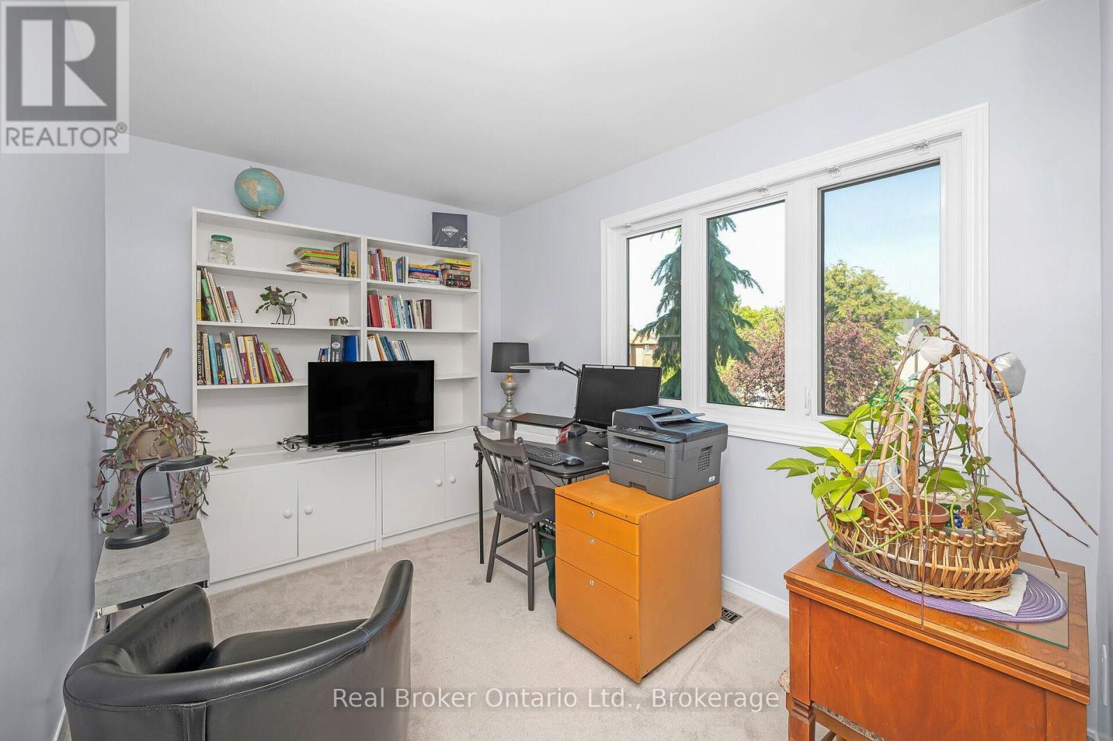 163 Ross Lane, Oakville (Ro River Oaks), ON - Indoor