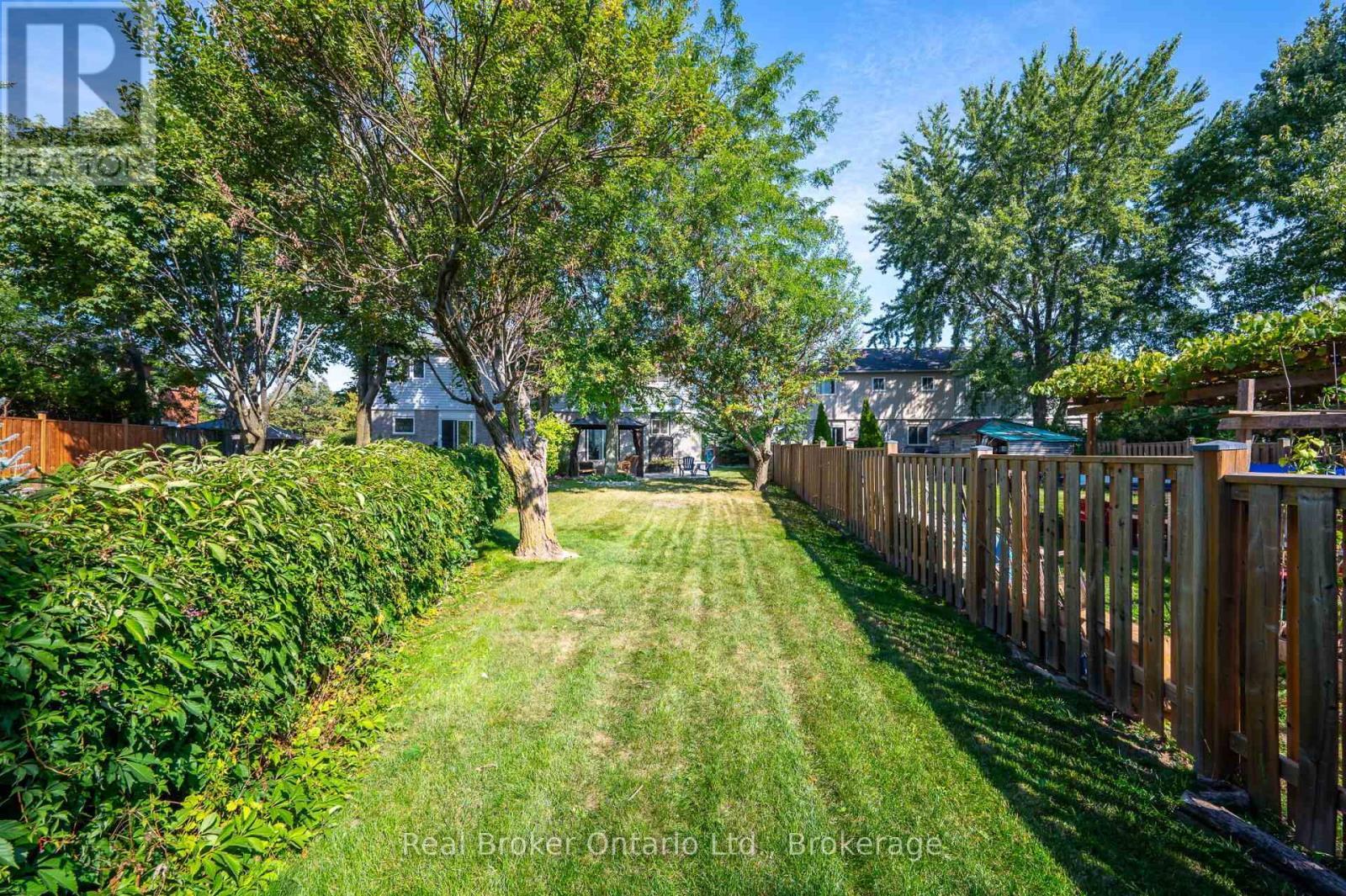 163 Ross Lane, Oakville (Ro River Oaks), ON - Outdoor