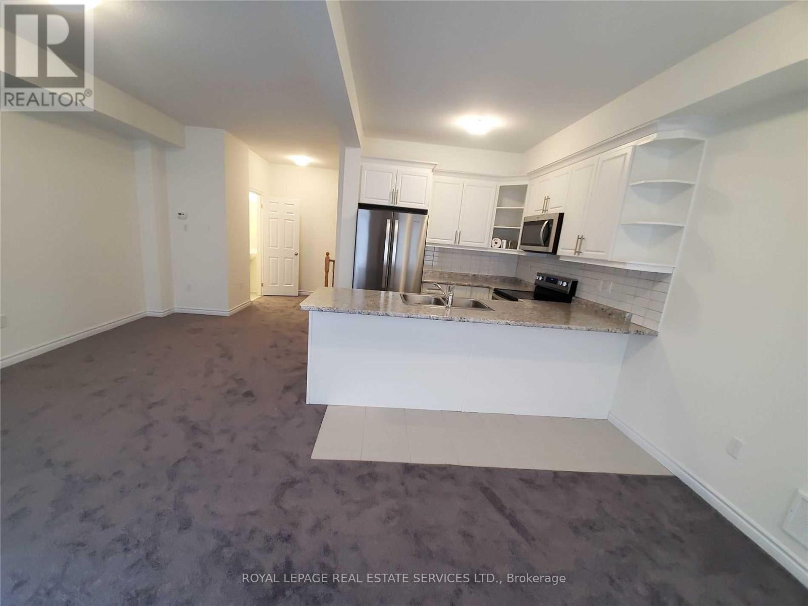 31 - 383 Dundas Street E, Hamilton, ON - Indoor Photo Showing Kitchen