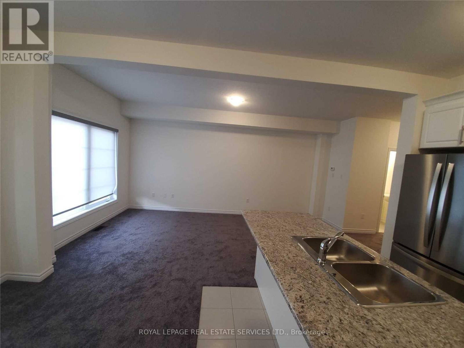 31 - 383 Dundas Street E, Hamilton, ON - Indoor