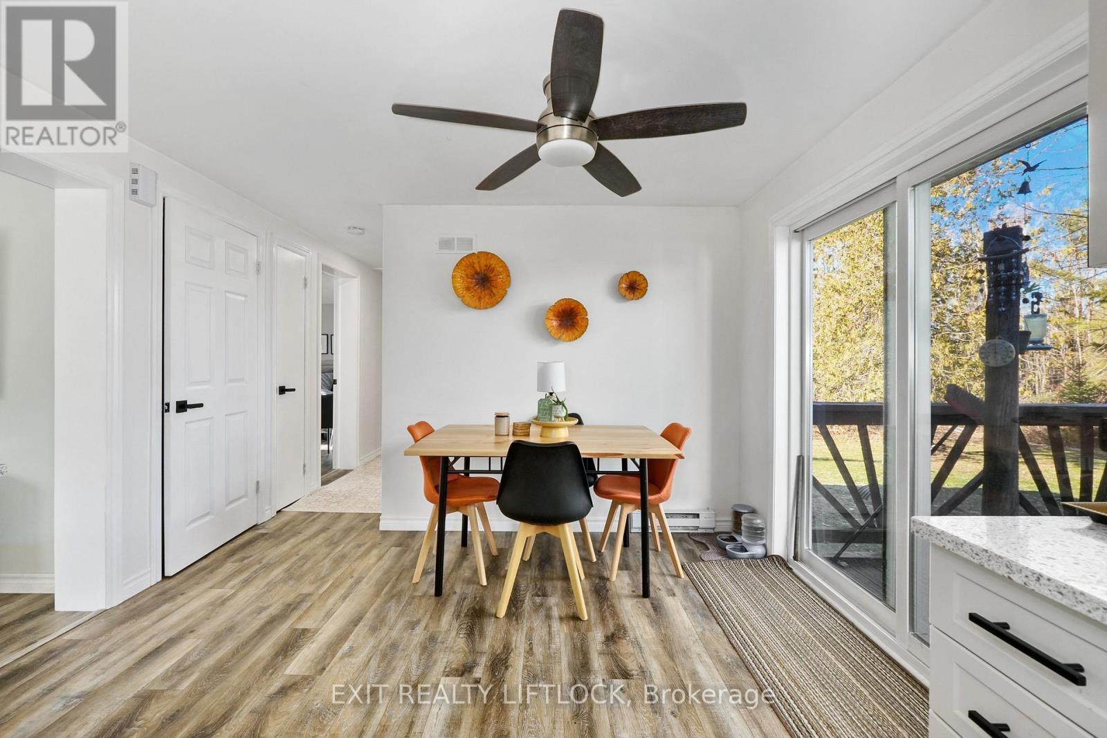 2348 18Th Line, Selwyn, ON - Indoor Photo Showing Dining Room