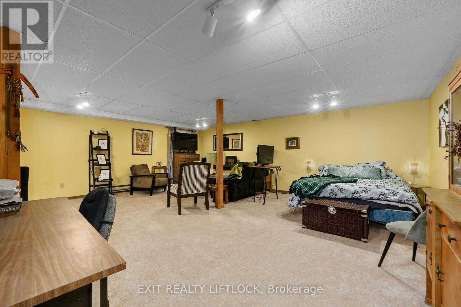 2348 18Th Line, Selwyn, ON - Indoor