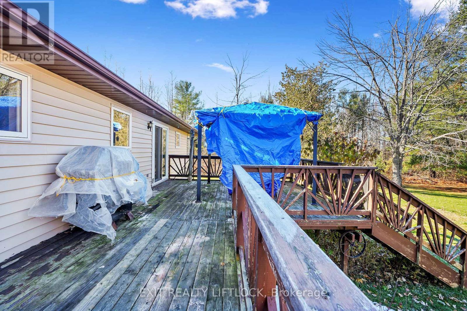 2348 18Th Line, Selwyn, ON - Outdoor With Deck Patio Veranda