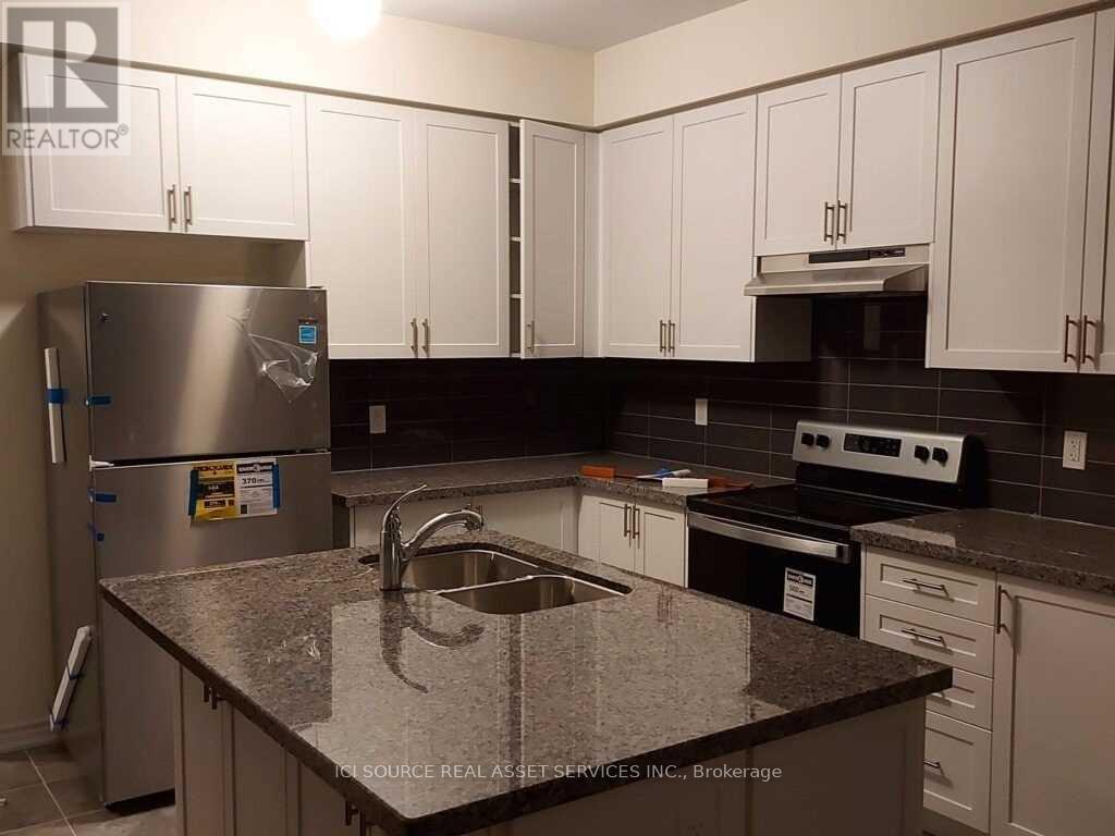 1346 Stevens Road, Innisfil, ON - Indoor Photo Showing Kitchen With Double Sink