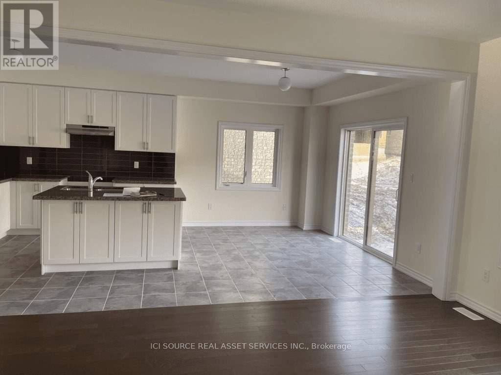 1346 Stevens Road, Innisfil, ON - Indoor Photo Showing Kitchen