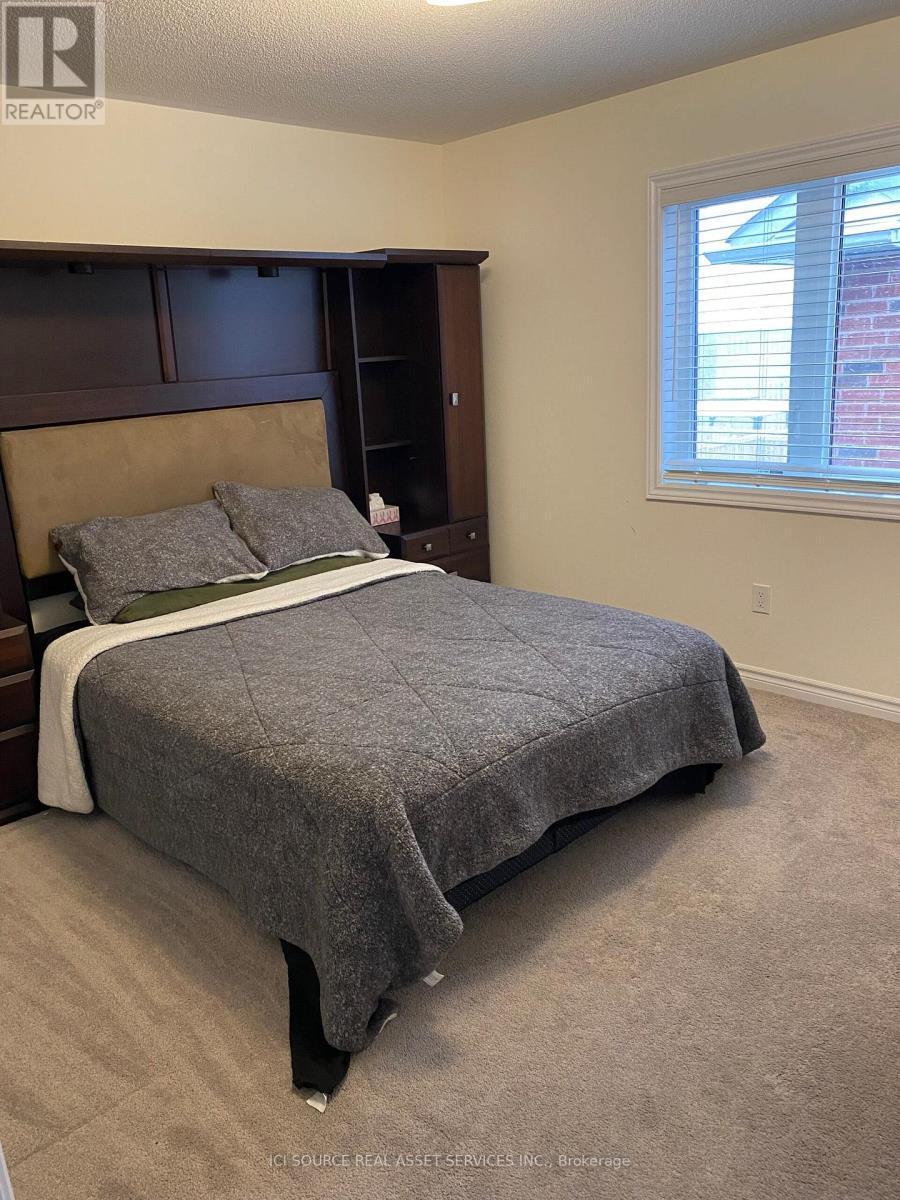 1346 Stevens Road, Innisfil, ON - Indoor Photo Showing Bedroom