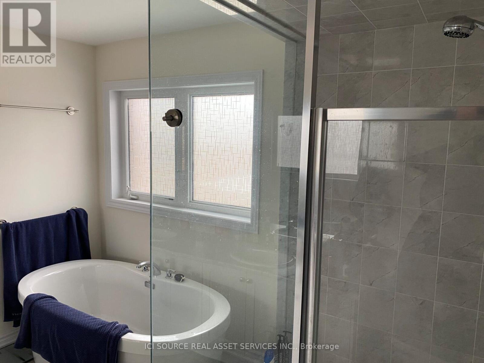 1346 Stevens Road, Innisfil, ON - Indoor Photo Showing Bathroom
