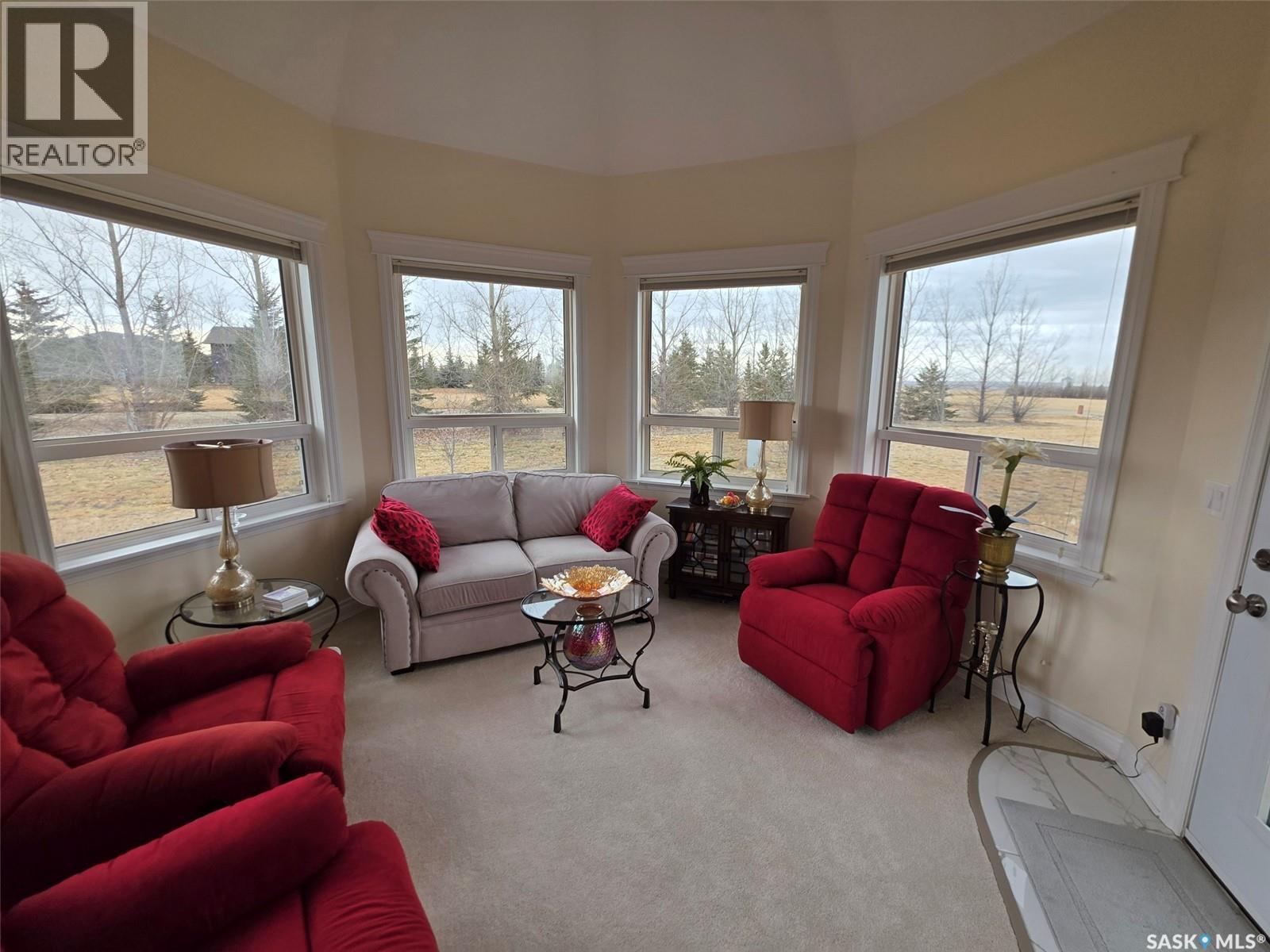 Banman Acreage, Swift Current Rm No. 137, SK - Indoor Photo Showing Living Room