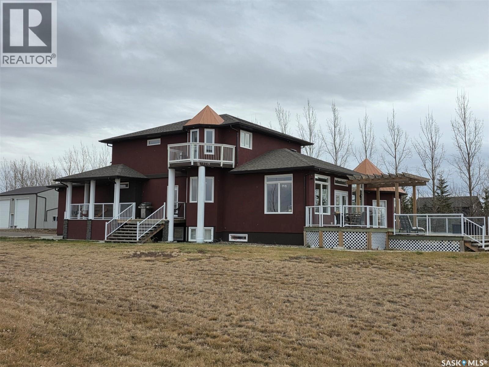 Banman Acreage, Swift Current Rm No. 137, SK - Outdoor With Deck Patio Veranda