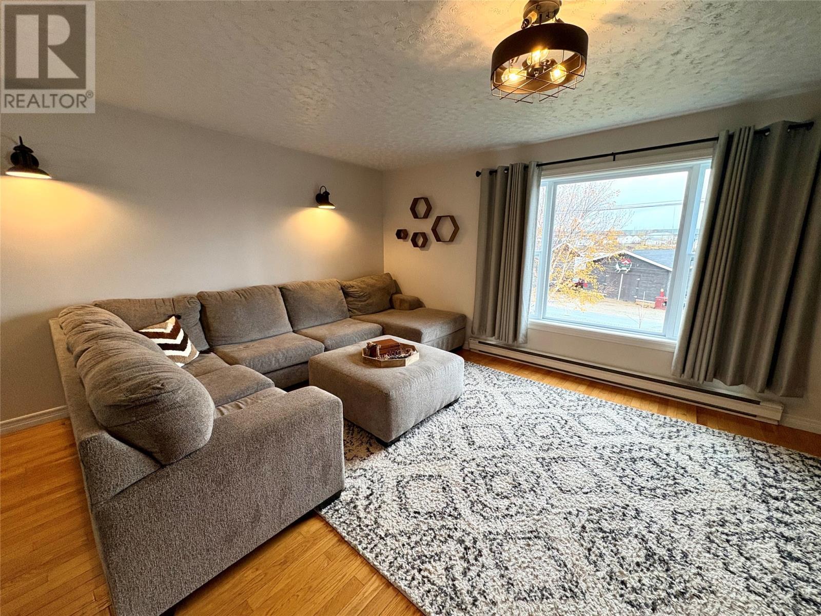 50 Parkwood Drive, Hare Bay, NL - Indoor Photo Showing Living Room