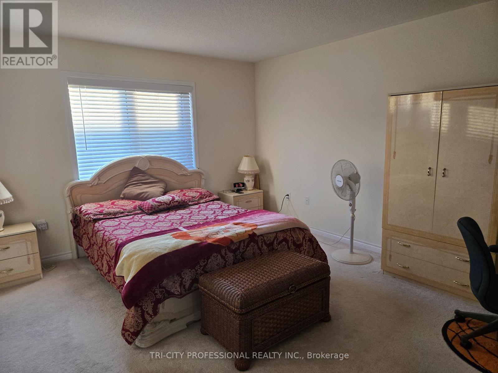 520 Edenbrook Hill Drive, Brampton, ON - Indoor Photo Showing Bedroom