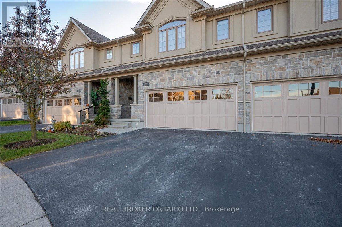 22 - 435 Winchester Drive, Waterloo, ON - Outdoor