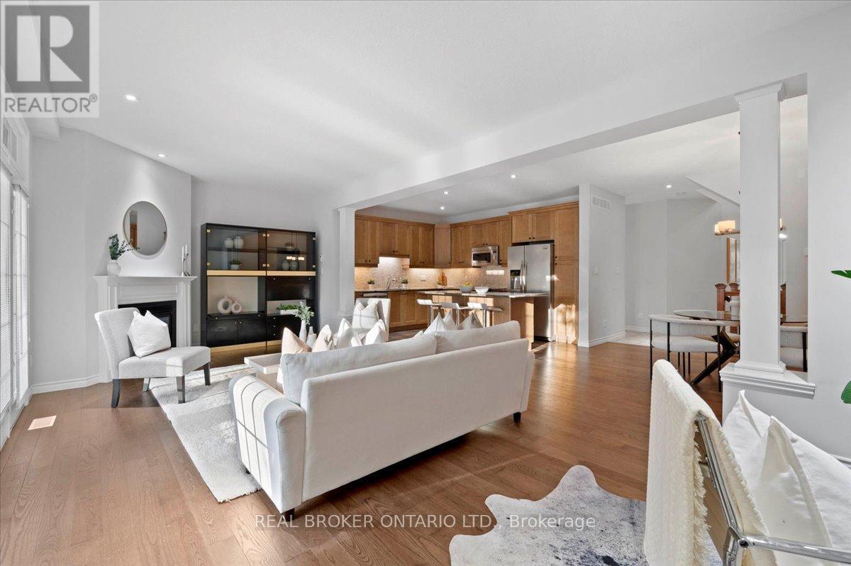 22 - 435 Winchester Drive, Waterloo, ON - Indoor Photo Showing Living Room With Fireplace