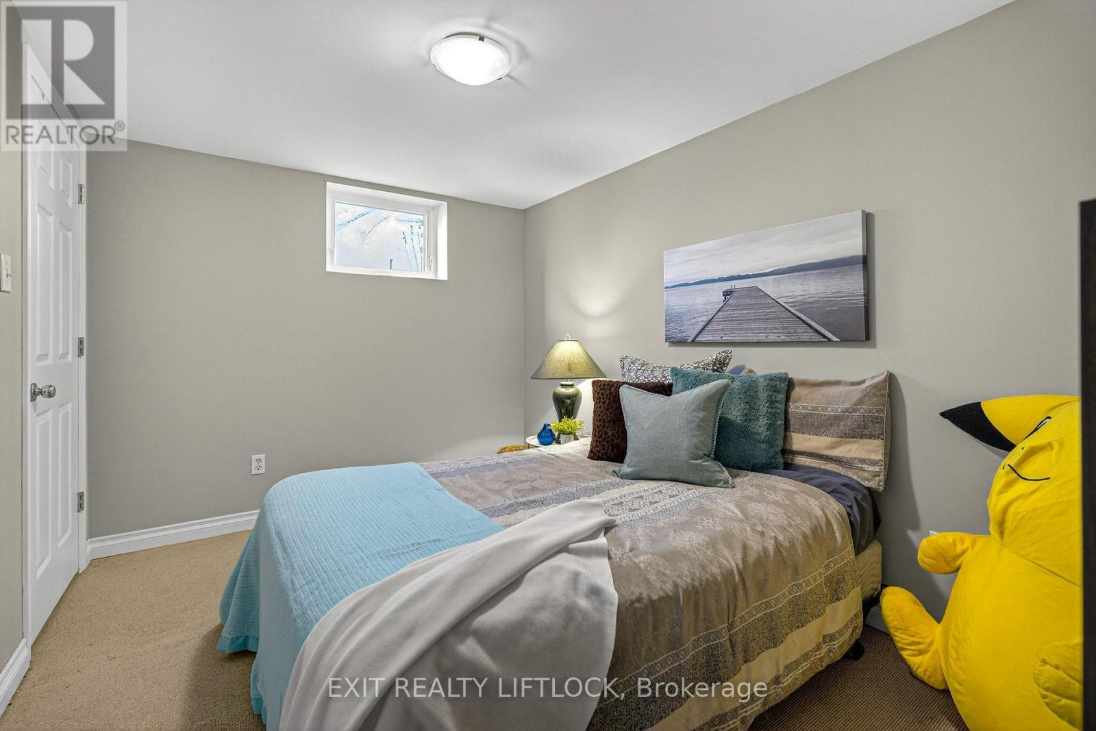 2146 Highway 7, Otonabee-South Monaghan, ON - Indoor Photo Showing Bedroom