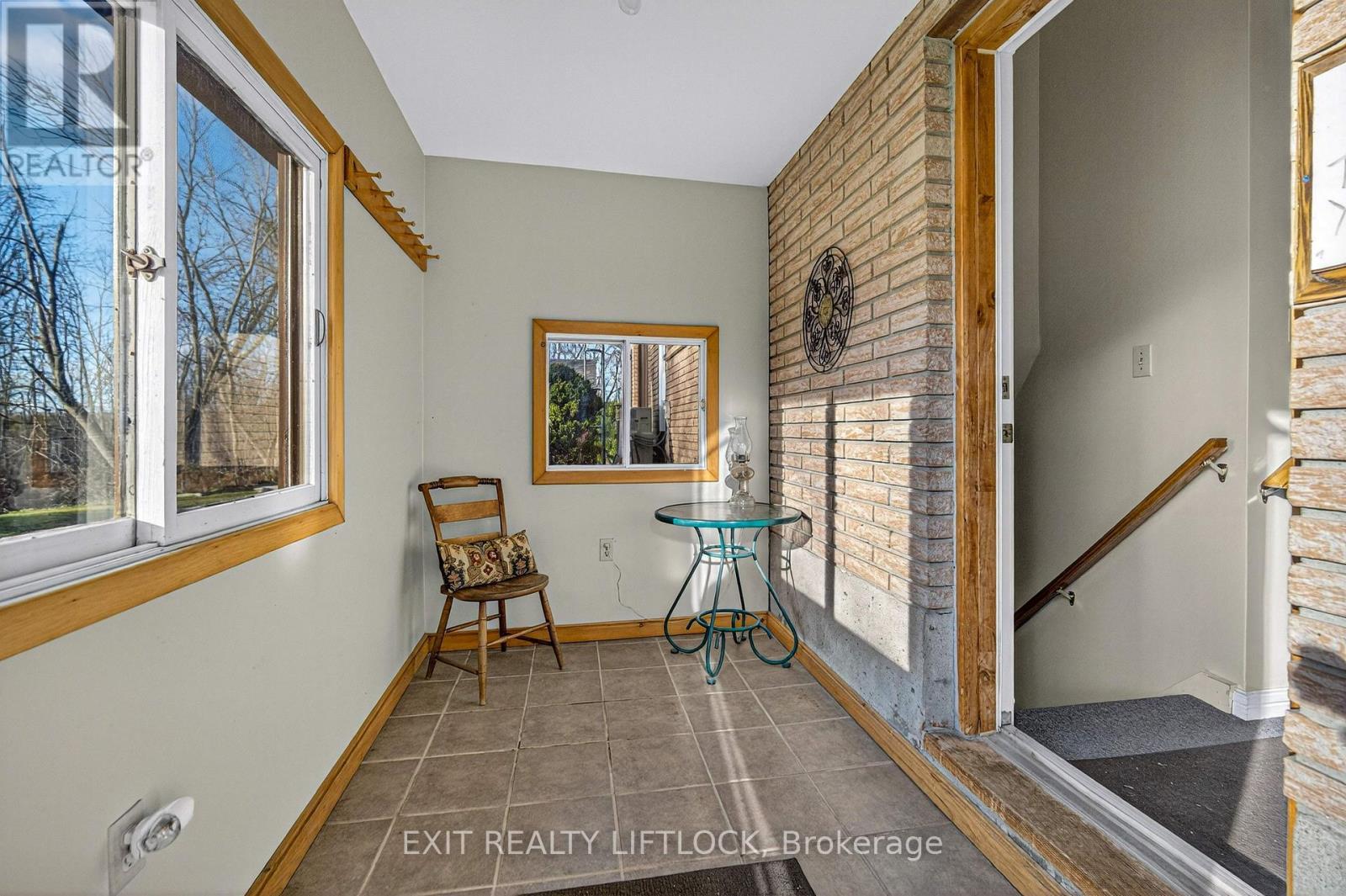 2146 Highway 7, Otonabee-South Monaghan, ON - Indoor Photo Showing Other Room