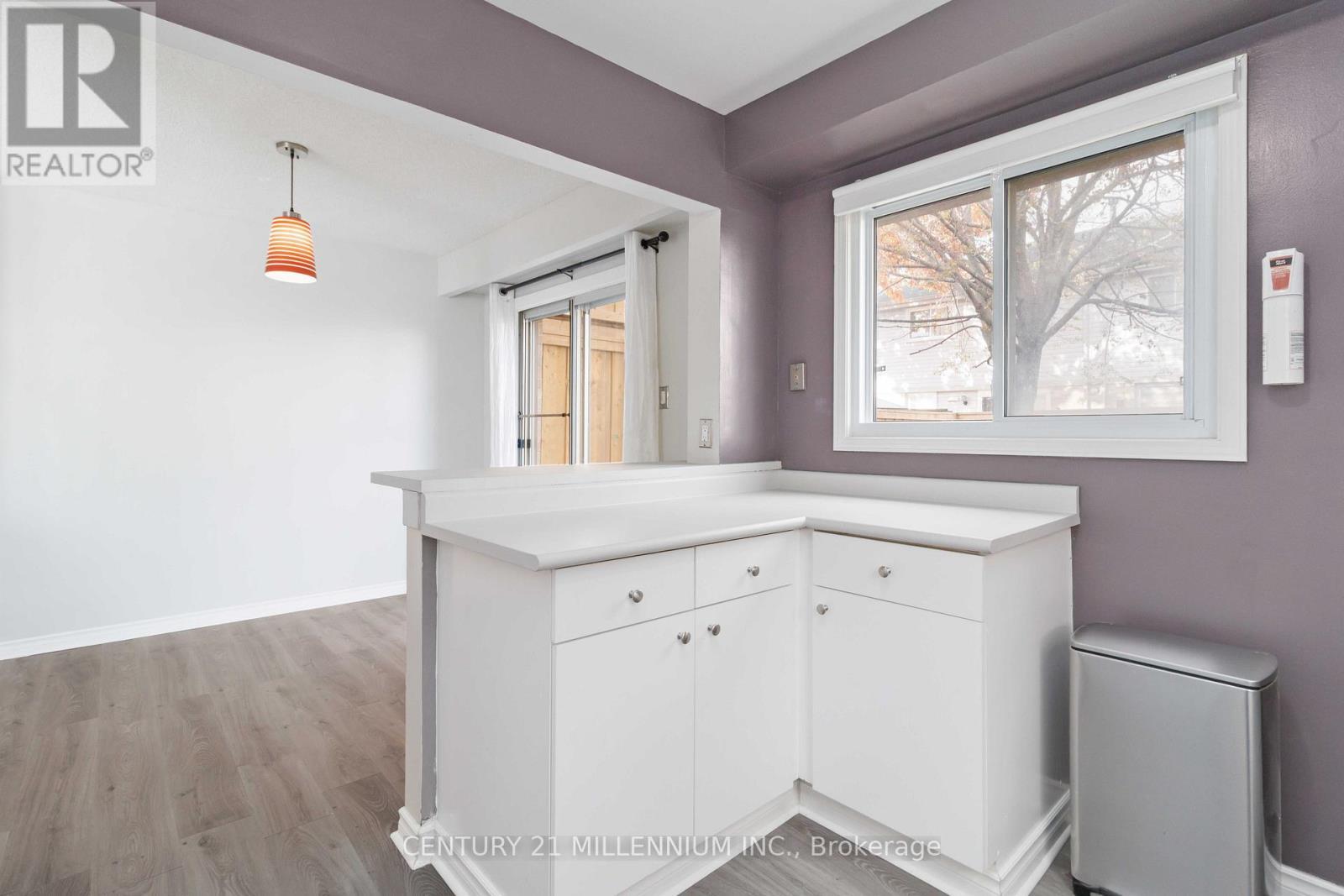 53 Courtleigh Square, Brampton, ON - Indoor Photo Showing Other Room