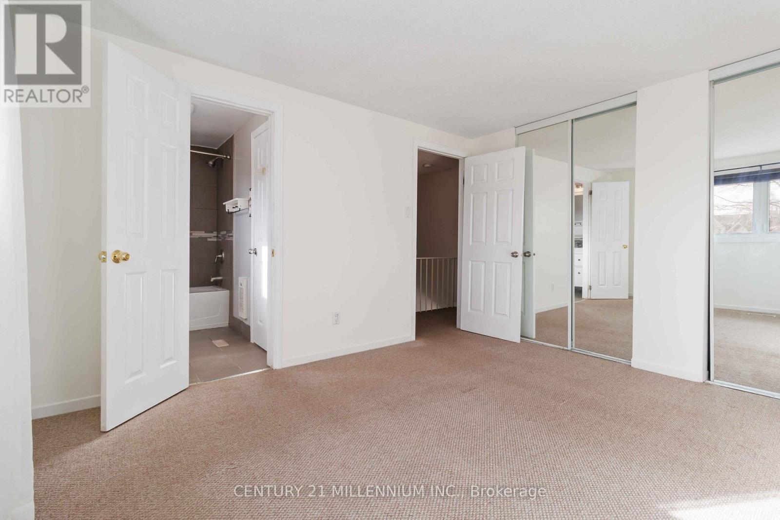 53 Courtleigh Square, Brampton, ON - Indoor