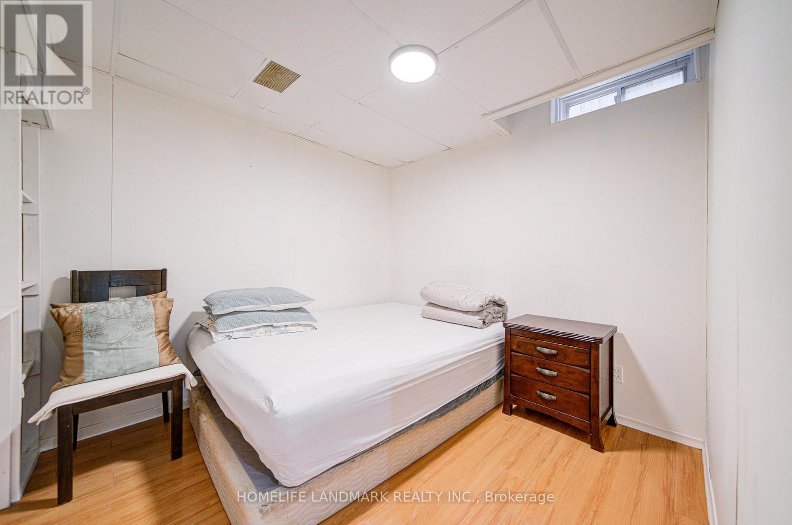 3531 Ingram Road, Mississauga, ON - Indoor Photo Showing Bedroom