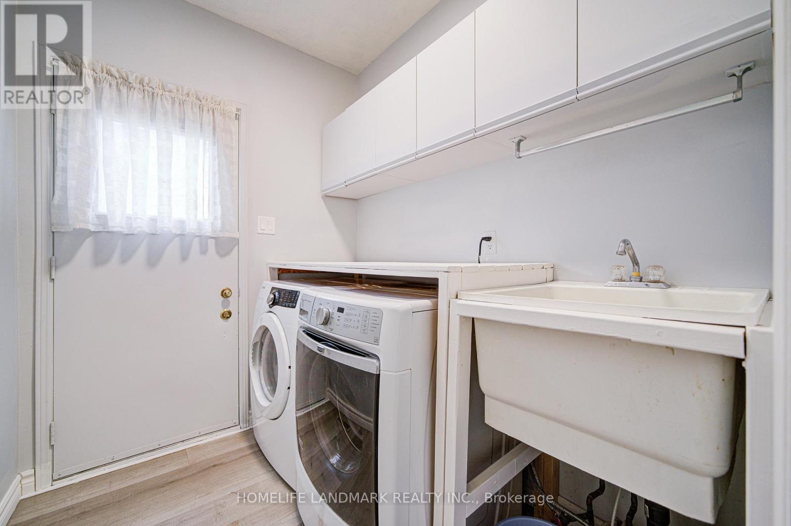 3531 Ingram Road, Mississauga, ON - Indoor Photo Showing Laundry Room