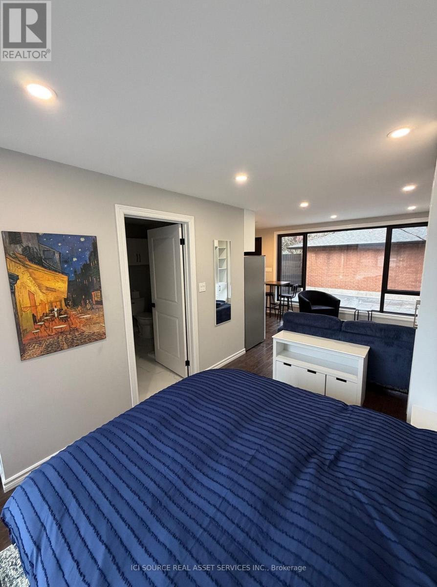 C - 44 Patterson Avenue, Brantford, ON - Indoor Photo Showing Bedroom