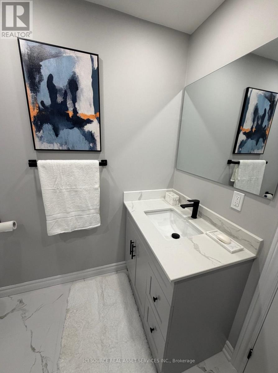 C - 44 Patterson Avenue, Brantford, ON - Indoor Photo Showing Bathroom
