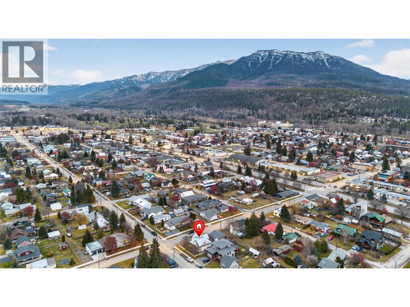 Aerial - 892 9Th Avenue, Fernie, BC - Outdoor With View