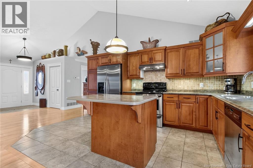 kitchen - 388 Grande-Vallee Street, Dieppe, NB - Indoor Photo Showing Kitchen