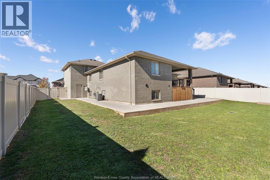 1345 Deer Run Trail, Lakeshore, ON - Outdoor