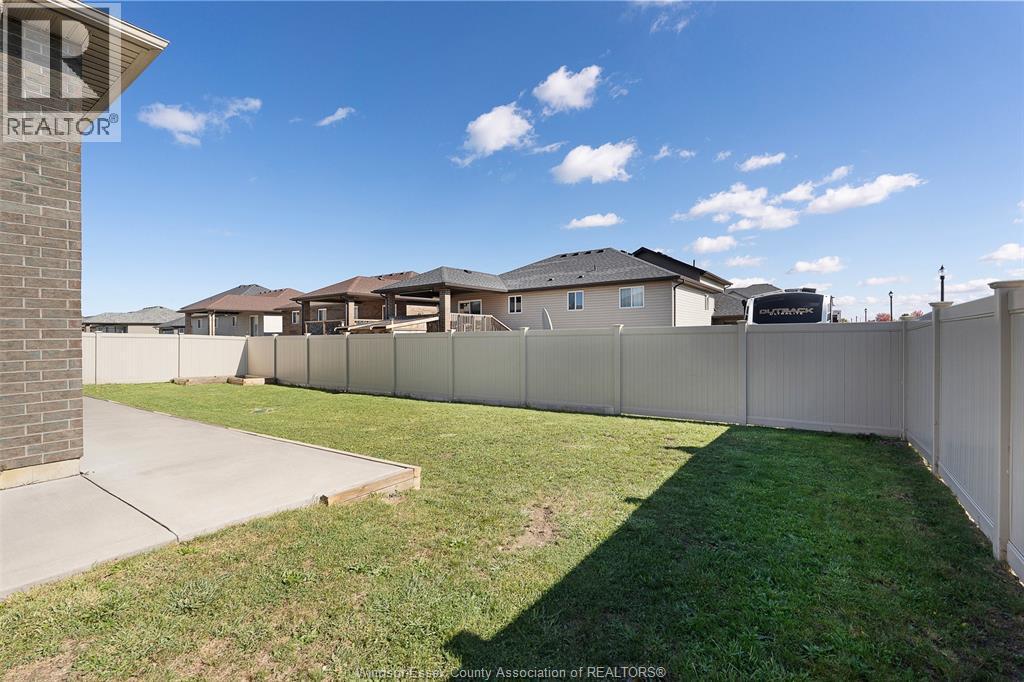 1345 Deer Run Trail, Lakeshore, ON - Outdoor